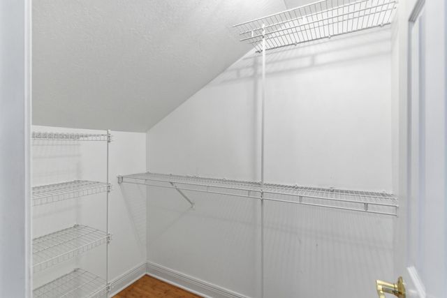 166 Steep Hollow, Hattiesburg, MS 39402