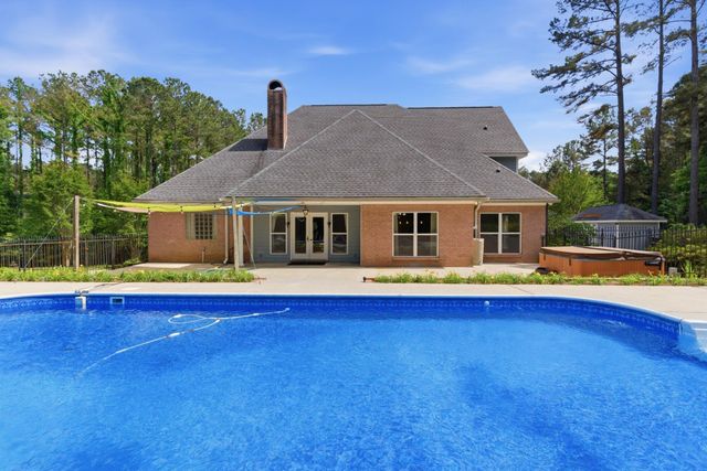 166 Steep Hollow, Hattiesburg, MS 39402