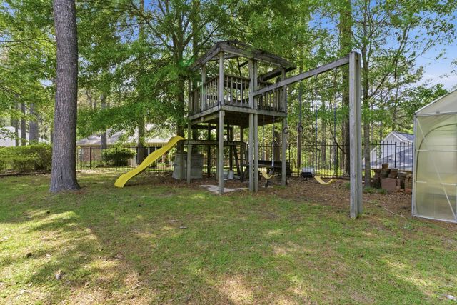 166 Steep Hollow, Hattiesburg, MS 39402