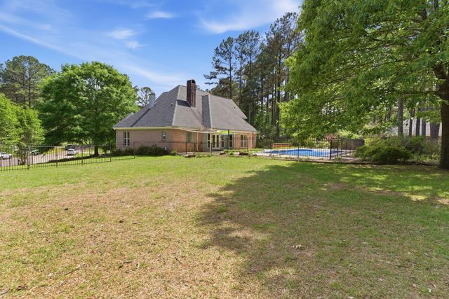 166 Steep Hollow, Hattiesburg, MS 39402
