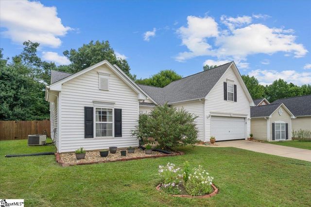 658 Timber Walk Drive, Simpsonville, SC 29681