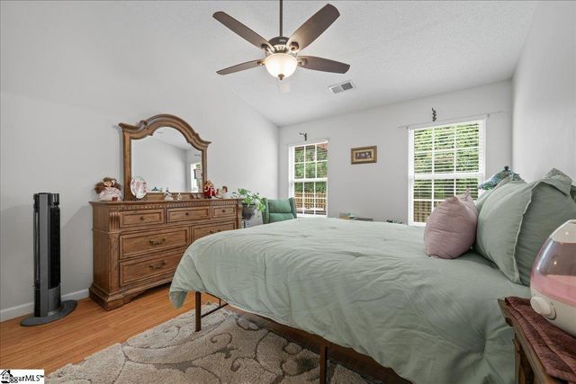 658 Timber Walk Drive, Simpsonville, SC 29681