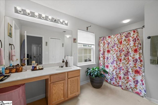 658 Timber Walk Drive, Simpsonville, SC 29681