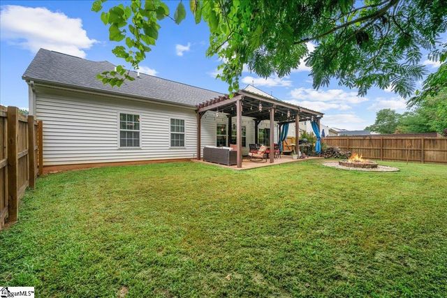 658 Timber Walk Drive, Simpsonville, SC 29681