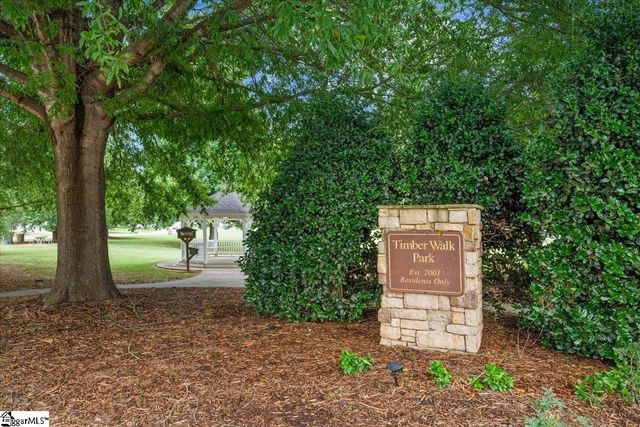 658 Timber Walk Drive, Simpsonville, SC 29681