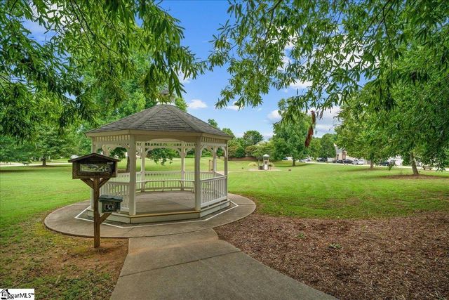 658 Timber Walk Drive, Simpsonville, SC 29681