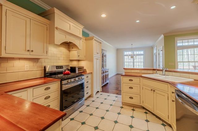 14 A Marisa Lane, Dorset, VT 05251