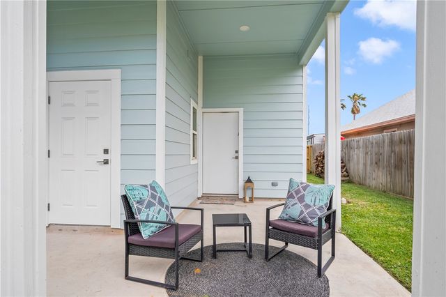 518 Aransas Channel, Port Aransas, TX 78373