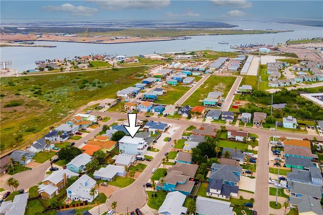 518 Aransas Channel, Port Aransas, TX 78373