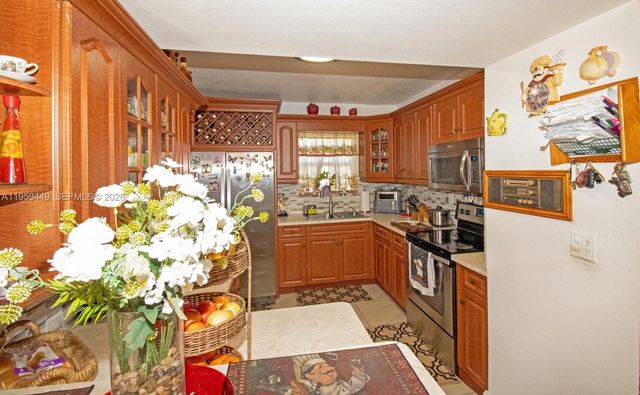 14982 SW 297th Ter, Homestead, FL 33033