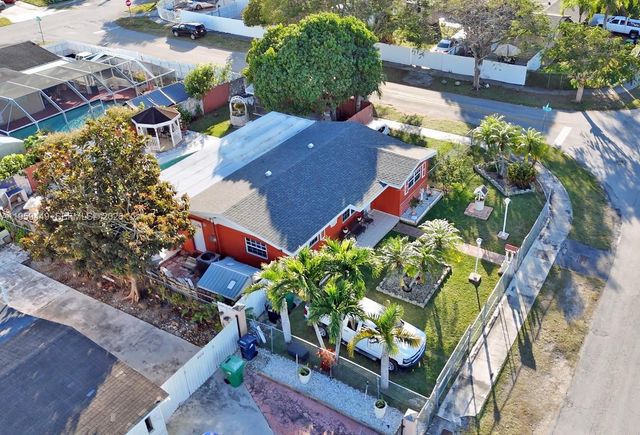 14982 SW 297th Ter, Homestead, FL 33033