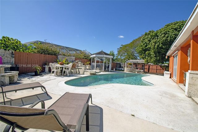 14982 SW 297th Ter, Homestead, FL 33033