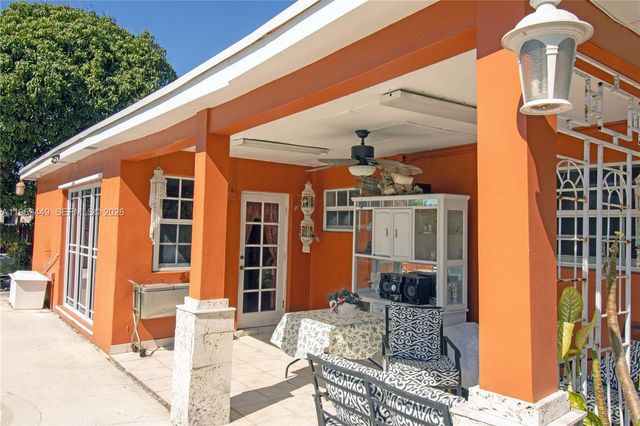 14982 SW 297th Ter, Homestead, FL 33033