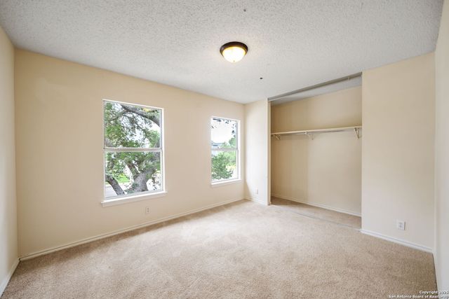 7734 Falcon Oak, San Antonio, TX 78249