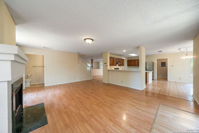 7734 Falcon Oak, San Antonio, TX 78249