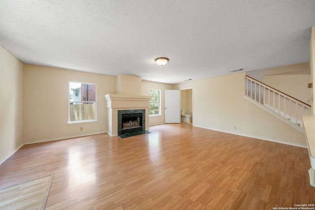 7734 Falcon Oak, San Antonio, TX 78249