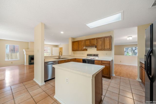 7734 Falcon Oak, San Antonio, TX 78249