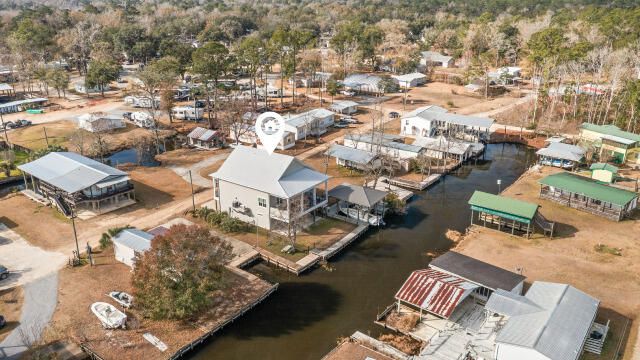 51 Childers Lane, Freeport, FL 32439