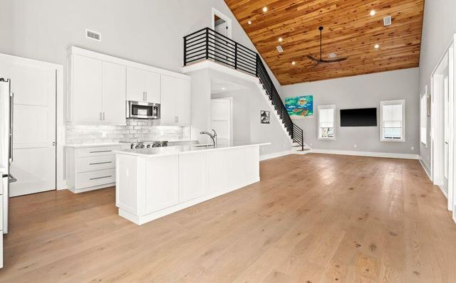 51 Childers Lane, Freeport, FL 32439