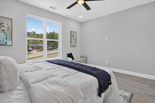 804 Premier, Grand Prairie, TX 75051