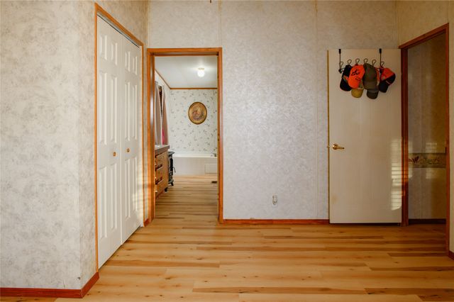 336 Heddingham Drive, Gordonville, TX 76245