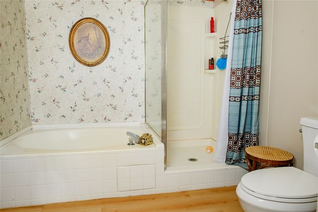 336 Heddingham Drive, Gordonville, TX 76245