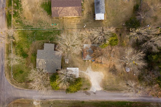 336 Heddingham Drive, Gordonville, TX 76245