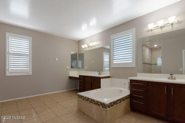 12985 N Carlsbad Place, Oro Valley, AZ 85755