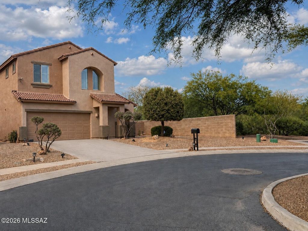 12985 N Carlsbad Place, Oro Valley, AZ 85755
