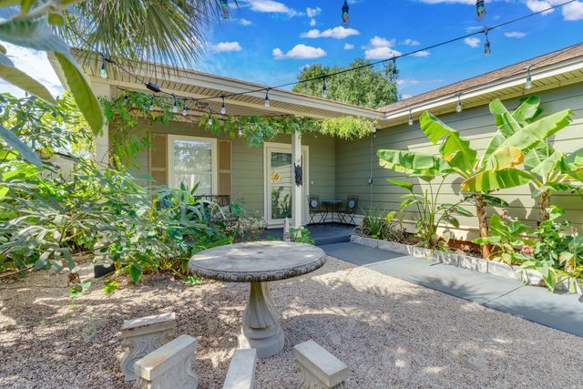 329 Main Street, Destin, FL 32541