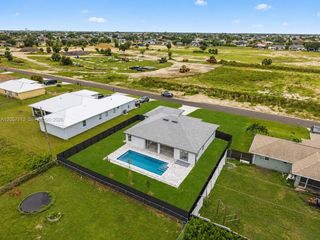 1013 NE 14th Terrace, Cape Coral, FL 33909