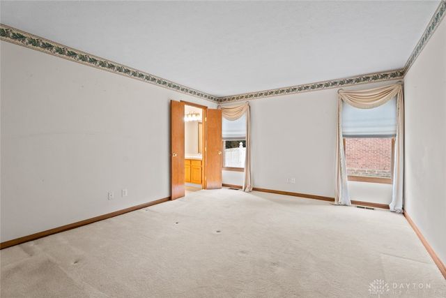 9528 Summer Wind Trail, Miamisburg, OH 45342