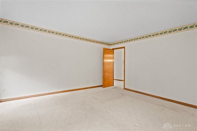 9528 Summer Wind Trail, Miamisburg, OH 45342