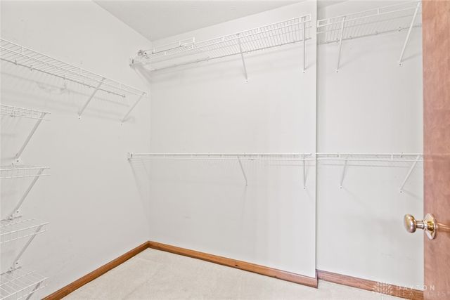 9528 Summer Wind Trail, Miamisburg, OH 45342