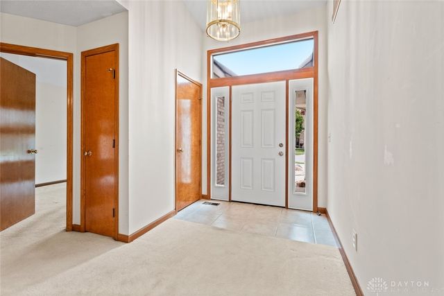 9528 Summer Wind Trail, Miamisburg, OH 45342