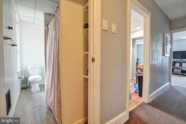 122 FAIRVIEW RD, Woodlyn, PA 19094