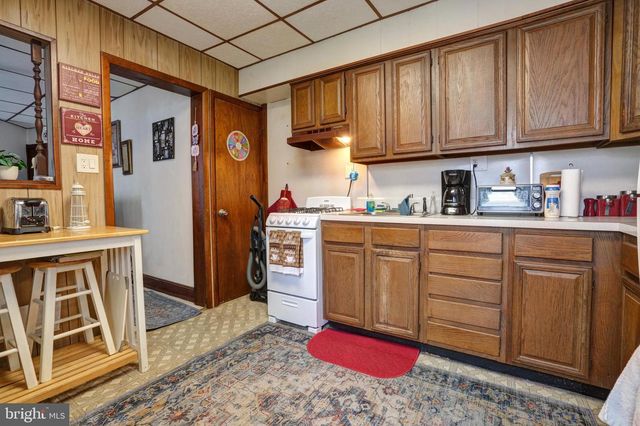 122 FAIRVIEW RD, Woodlyn, PA 19094