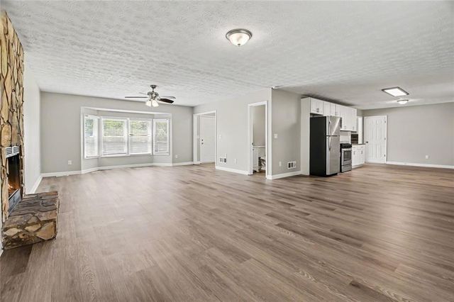 150 James Court, Palmetto, GA 30268
