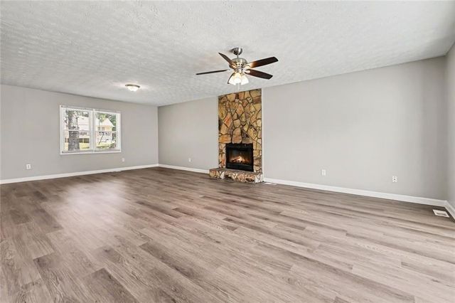 150 James Court, Palmetto, GA 30268