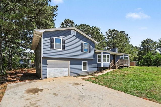 150 James Court, Palmetto, GA 30268