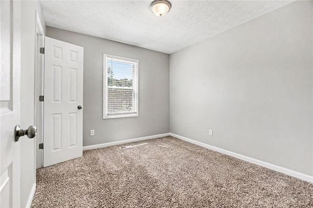 150 James Court, Palmetto, GA 30268