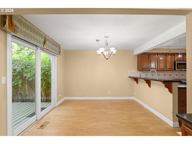 7859 Sw RAINTREE Dr, Beaverton, OR 97008