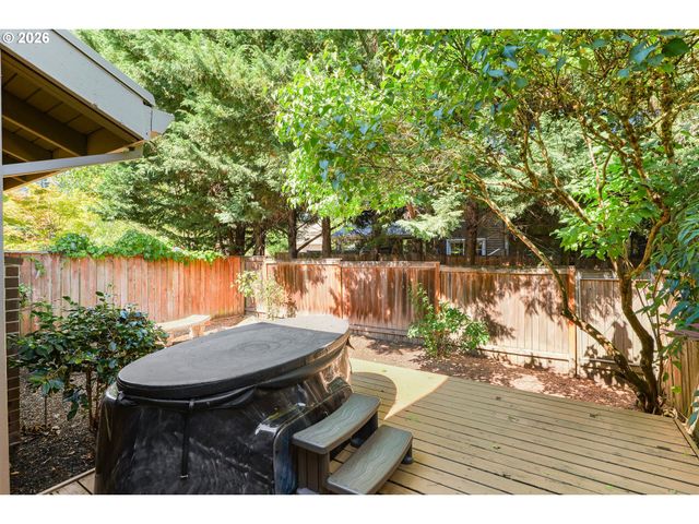 7859 Sw RAINTREE Dr, Beaverton, OR 97008