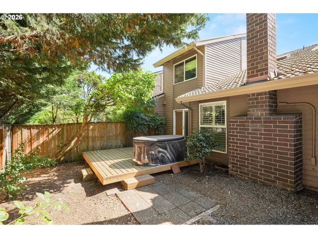 7859 Sw RAINTREE Dr, Beaverton, OR 97008