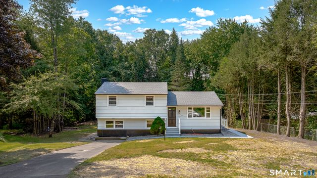 48 Manor Lane, Wolcott, CT 06716