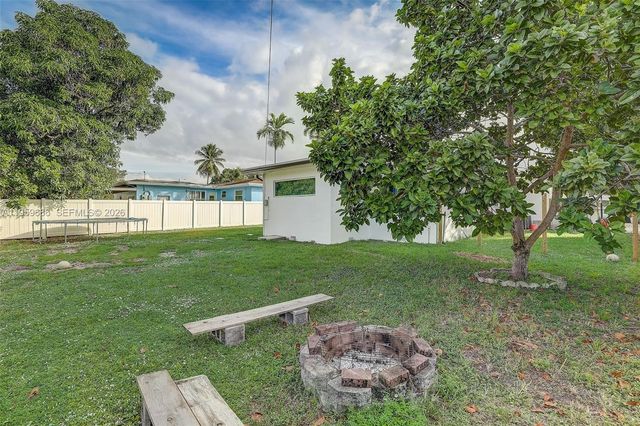 14530 Garden Dr, Miami, FL 33168