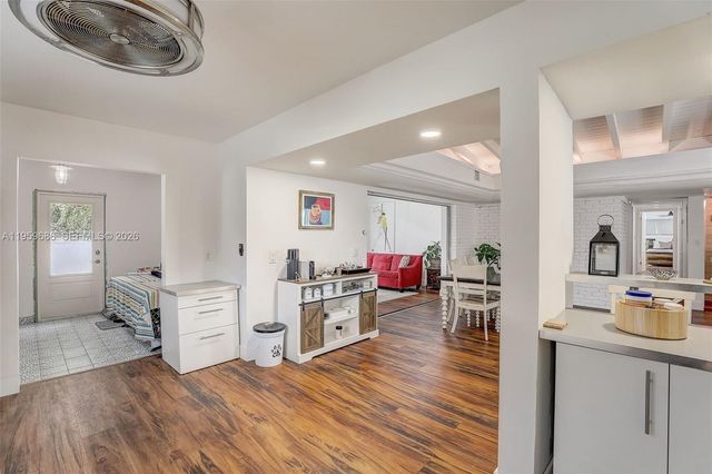 14530 Garden Dr, Miami, FL 33168