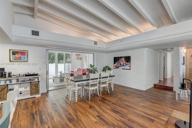 14530 Garden Dr, Miami, FL 33168