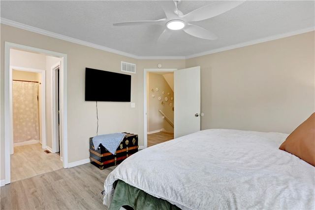 7903 Spring Valley Road, Belton, MO 64012