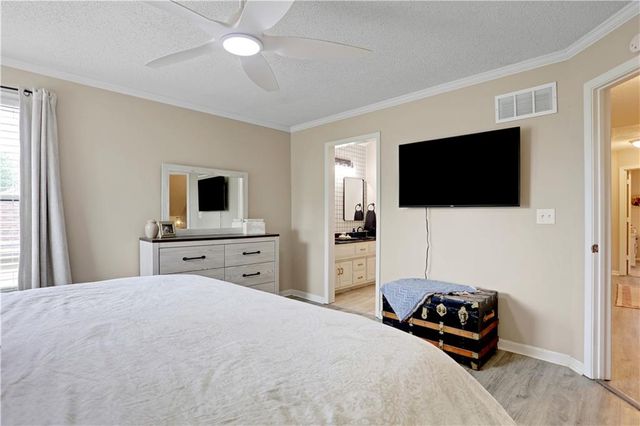 7903 Spring Valley Road, Belton, MO 64012